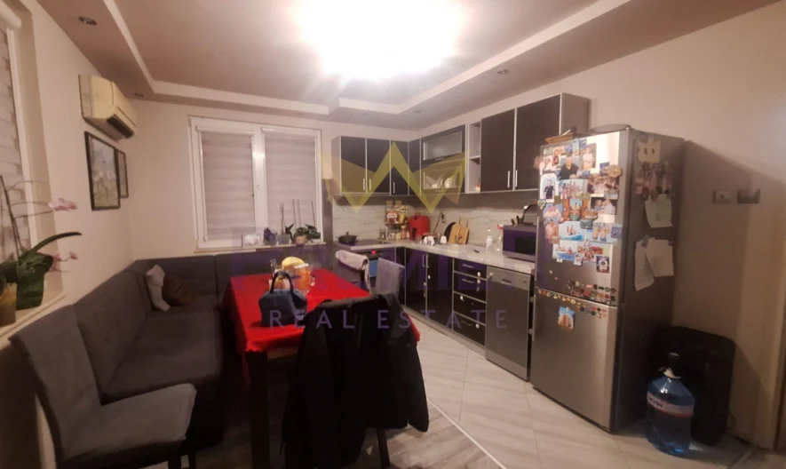 380011 -  - снимка 2 - Имоти Премиер