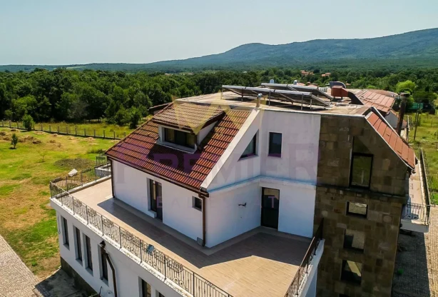 Агенция за недвижими имоти - Имоти Премиер - имот - 1175174, Цена: 570000 EUR