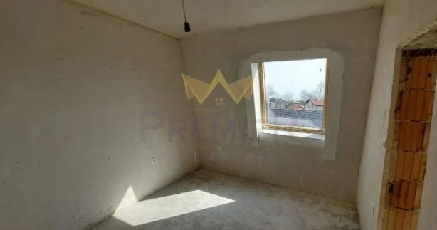 Агенция за недвижими имоти - Имоти Премиер - имот - 1184313, Цена: 77900 EUR