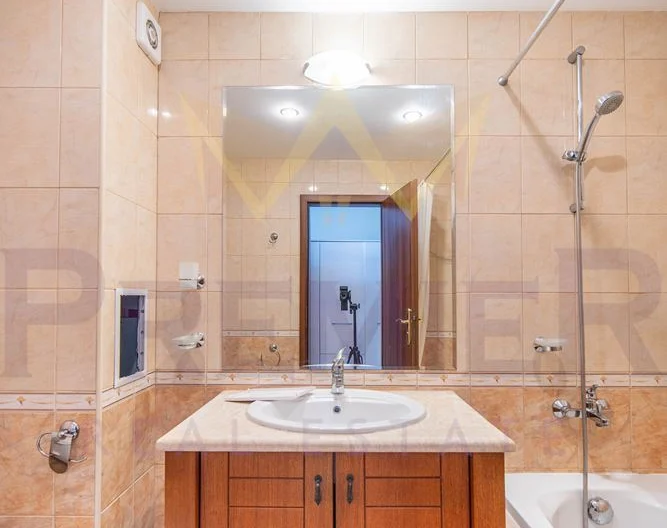 381233 -  - снимка 10 - Имоти Премиер