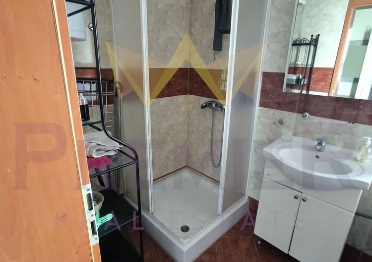 381548 -  - снимка 10 - Имоти Премиер