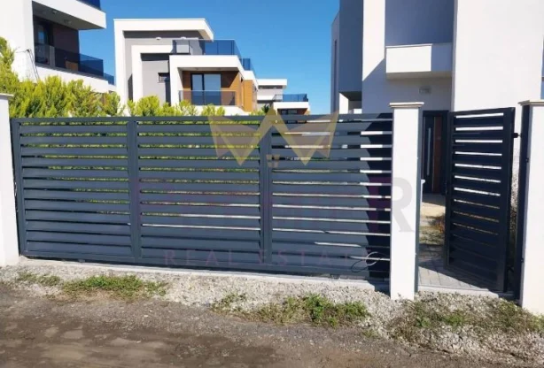 Агенция за недвижими имоти - Имоти Премиер - имот - 1233768, Цена: 399000 EUR