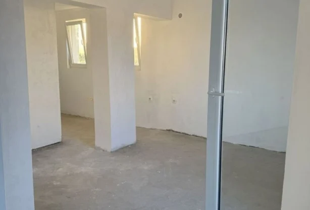 Агенция за недвижими имоти - Имоти Премиер - имот - 1233170, Цена: 225000 EUR