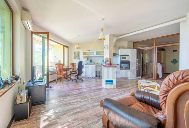 Агенция за недвижими имоти - Имоти Премиер - имот - 1236261, Цена: 165000 EUR
