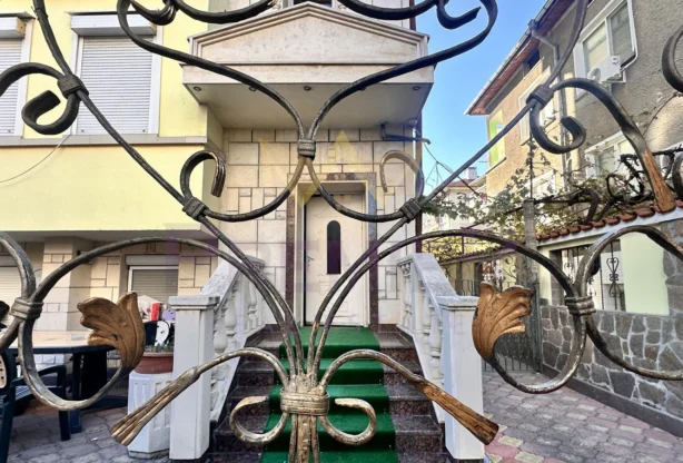Real Estate Agency - Imoti Premier - imot - 1244849, Price: 193000 EUR
