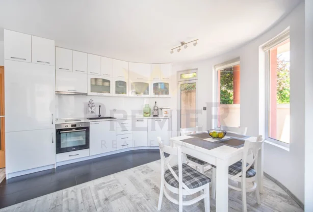 Агенция за недвижими имоти - Имоти Премиер - имот - 1023745, Цена: 180000 EUR