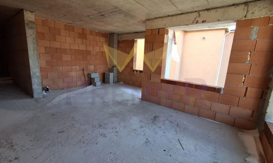 דירת שלושה חדרים פונה דרום בוארנה איזגרב במחיר מעולה -  - snimka 4 - Imoti Premier