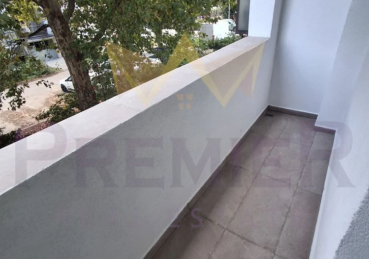 דירת שלושה חדרים בבניין לבנים במרכז אספרוחובו - - snimka 4 - Imoti Premier
