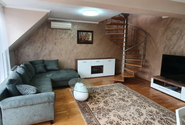 סוכנות נדל״ן - Imoti Premier - imot - 1197886, מחיר: 450000 EUR