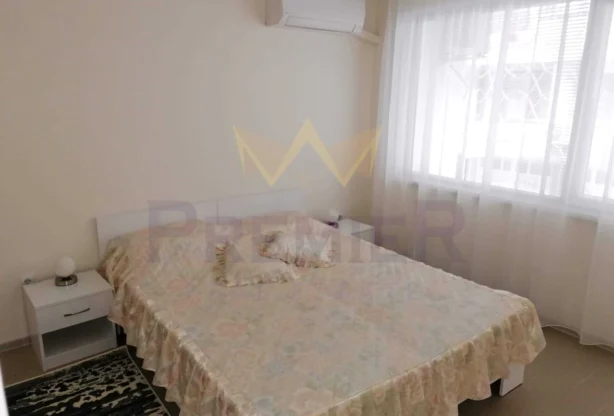 סוכנות נדל״ן - Imoti Premier - imot - 1223146, מחיר: 650 EUR