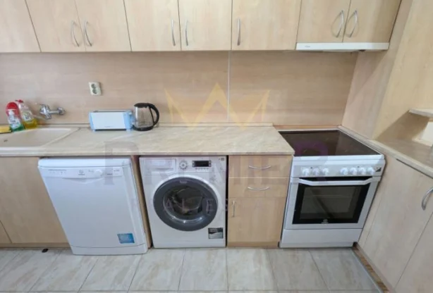 סוכנות נדל״ן - Imoti Premier - imot - 1228977, מחיר: 900 EUR