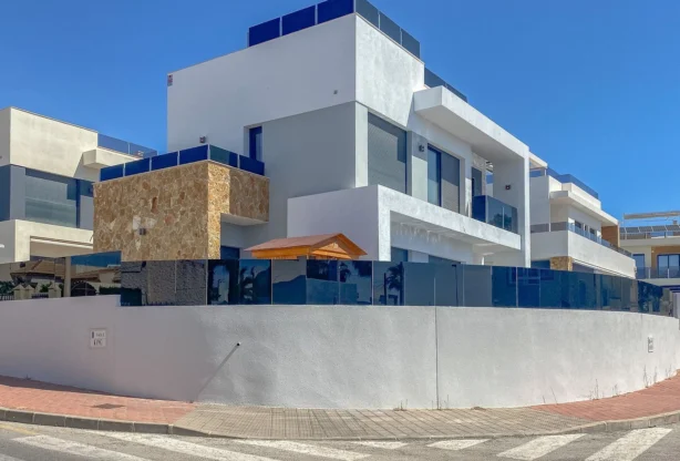 סוכנות נדל״ן - Imoti Premier - imot - 1207861, מחיר: 649000 EUR
