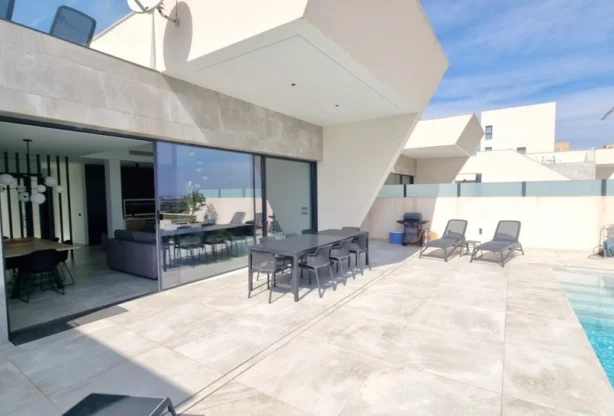 סוכנות נדל״ן - Imoti Premier - imot - 1209279, מחיר: 660000 EUR