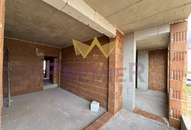 Агенция за недвижими имоти - Имоти Премиер - имот - 1104608, Цена: 185000 EUR