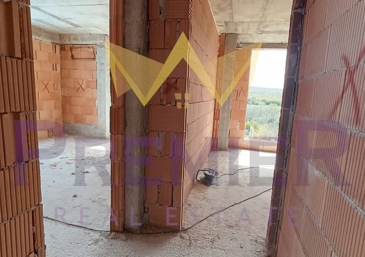 4-стаен апартамент в Аспарухово -  - снимка 9 - Имоти Премиер