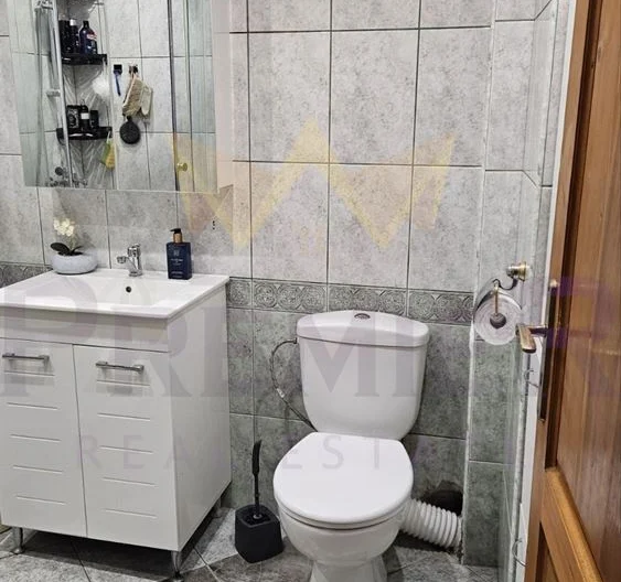 4-стаен апартамент в р-на на Колхозен пазар, гр.Варна - - снимка 10 - Имоти Премиер