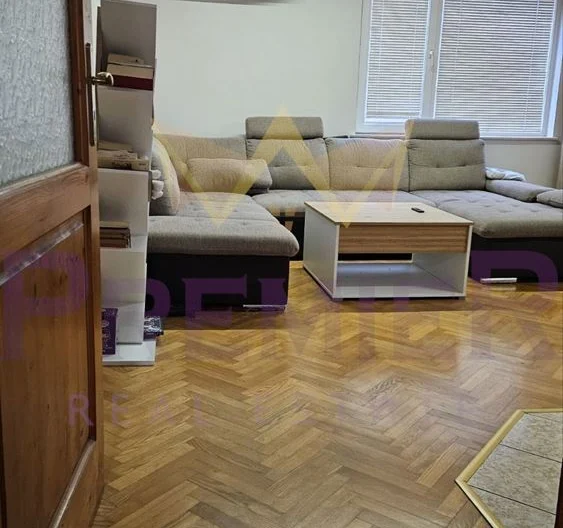 4-стаен апартамент в р-на на Колхозен пазар, гр.Варна - - снимка 2 - Имоти Премиер