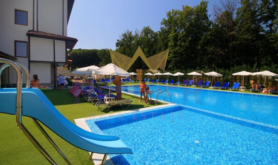 4-стаен обзаведен в Шкорпиловци -  - снимка 2 - Имоти Премиер