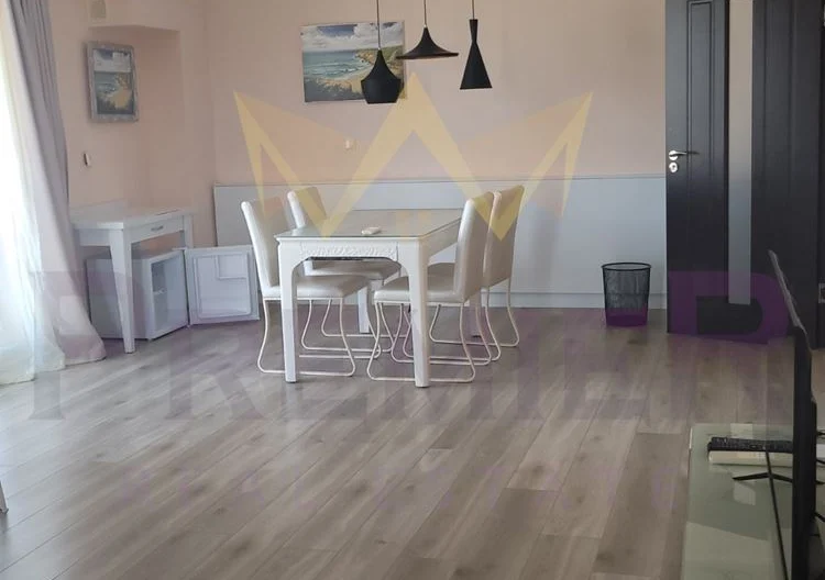 4-Zimmer-Wohnung im Dorf Schkorpilowzi, 203 m² -  - snimka 1 - Imoti Premier