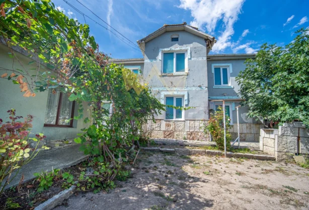 Агенция за недвижими имоти - Имоти Премиер - имот - 1063363, Цена: 140000 EUR