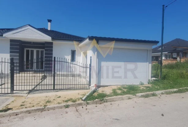 Агенция за недвижими имоти - Имоти Премиер - имот - 1030927, Цена: 159900 EUR