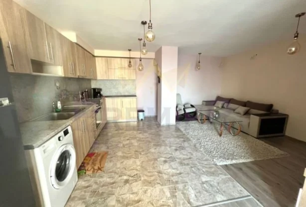 Агенция за недвижими имоти - Имоти Премиер - имот - 1197416, Цена: 450 EUR