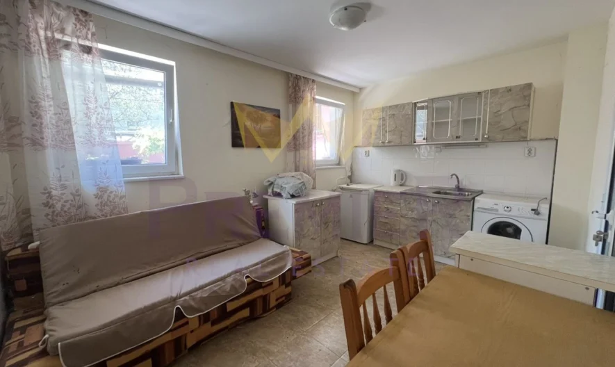 🏡 שתי קומות נפרדות מתוך בית תלת-קומתי עם חצר בכפר ראבדה, קרוב למרכז - - snimka 5 - Imoti Premier