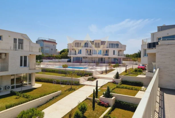 Агенция за недвижими имоти - Имоти Премиер - имот - 1174848, Цена: 176400 EUR