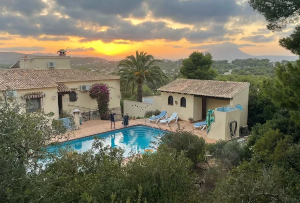סוכנות נדל״ן - Imoti Premier - imot - 1209902, מחיר: 895000 EUR