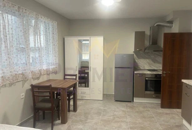 Агенция за недвижими имоти - Имоти Премиер - имот - 1231637, Цена: 350 EUR