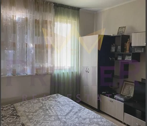 🏡 דירת שלושה חדרים עם נוף מרהיב לאגם וארנה -  - snimka 7 - Imoti Premier