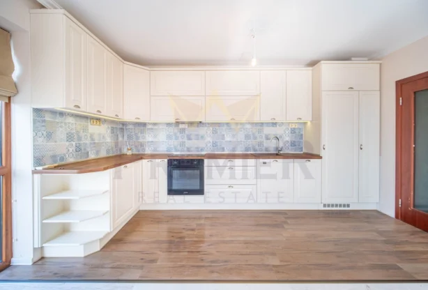 Агенция за недвижими имоти - Имоти Премиер - имот - 1182187, Цена: 235000 EUR