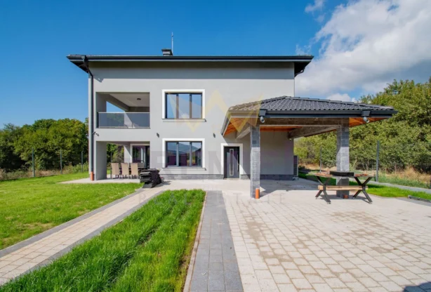 Агенция за недвижими имоти - Имоти Премиер - имот - 1076880, Цена: 750000 EUR