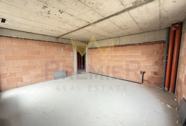 Агенция за недвижими имоти - Имоти Премиер - имот - 1178297, Цена: 155000 EUR