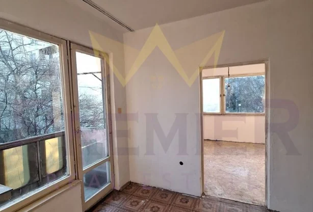 סוכנות נדל״ן - Imoti Premier - imot - 1220916, מחיר: 100000 EUR
