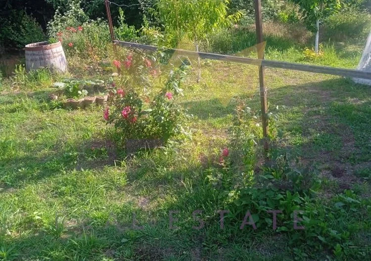 בית עם חצר גדולה בכפר איזבורובו, מחוז דובריץ’ -  - snimka 18 - Imoti Premier