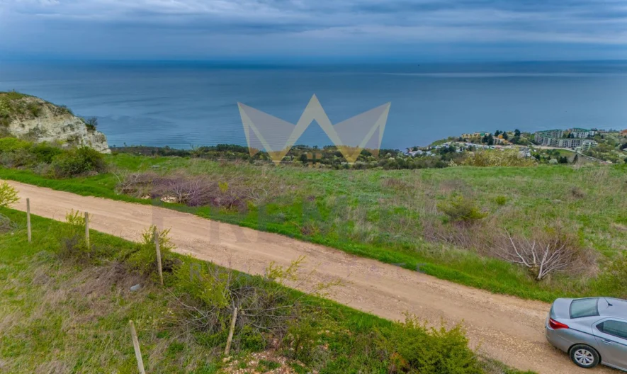 מגרש עם נוף פנורמי לים, הממוקם באזור הווילות של כפר טופולה, מועצה מקומית קברנה, מחוז דוברייץ’ -  - snimka 5 - Imoti Premier