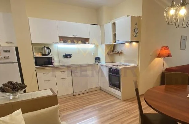 Агенция за недвижими имоти - Имоти Премиер - имот - 854976, Цена: 380 EUR