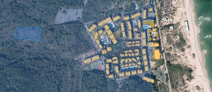8300 M² TELEK, 700 M-RE A STRANDTÓL -  - snimka 1 - Imoti Premier