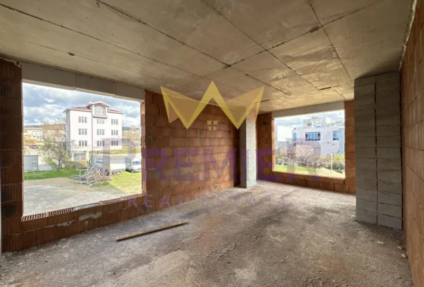 Агенция за недвижими имоти - Имоти Премиер - имот - 1104608, Цена: 185000 EUR