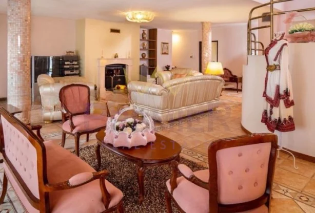 Агенция за недвижими имоти - Имоти Премиер - имот - 952977, Цена: 570000 EUR