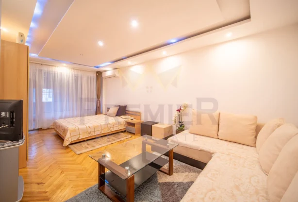 Агенция за недвижими имоти - Имоти Премиер - имот - 1104003, Цена: 160000 EUR