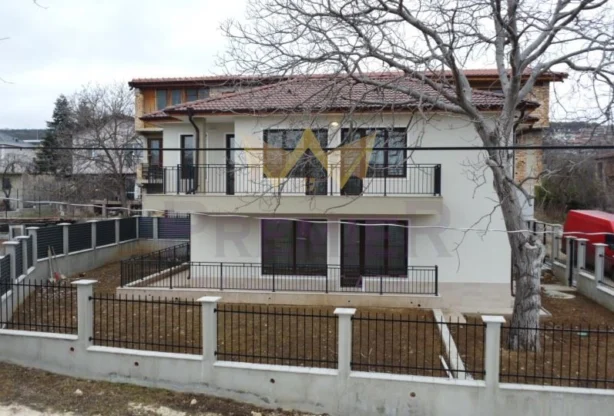 Агенция за недвижими имоти - Имоти Премиер - имот - 1165099, Цена: 390000 EUR