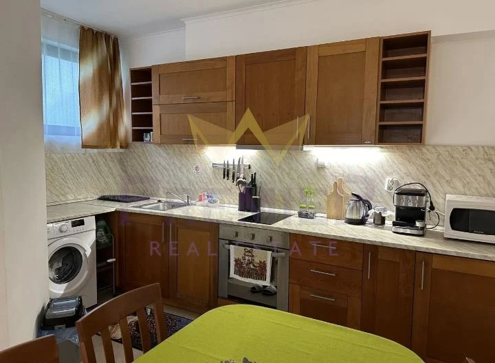 a two-room apartment with a private yard and pool in Kosharitsa. -  - snimka 2 - Imoti Premier