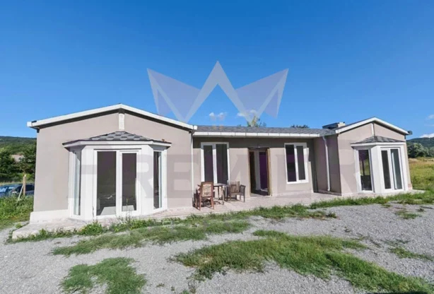 Агенция за недвижими имоти - Имоти Премиер - имот - 1237884, Цена: 124900 EUR