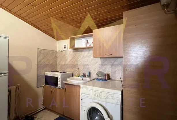 Агенция за недвижими имоти - Имоти Премиер - имот - 1228294, Цена: 300 EUR