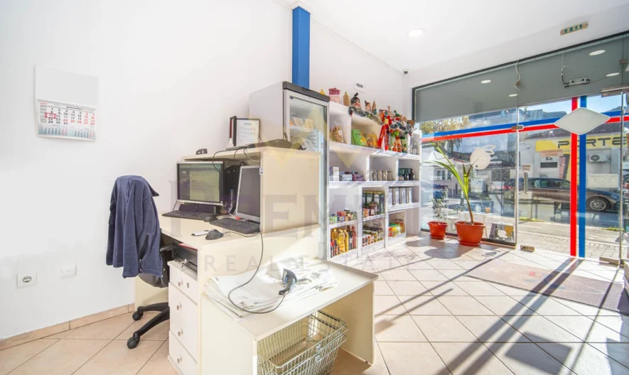 ЪГЛОВ МАГАЗИН С ГАРАНТИРАН НАЕМ – ТОП ЛОКАЦИЯ В ЦЕНТЪРА НА ВАРНА - - снимка 3 - Имоти Премиер