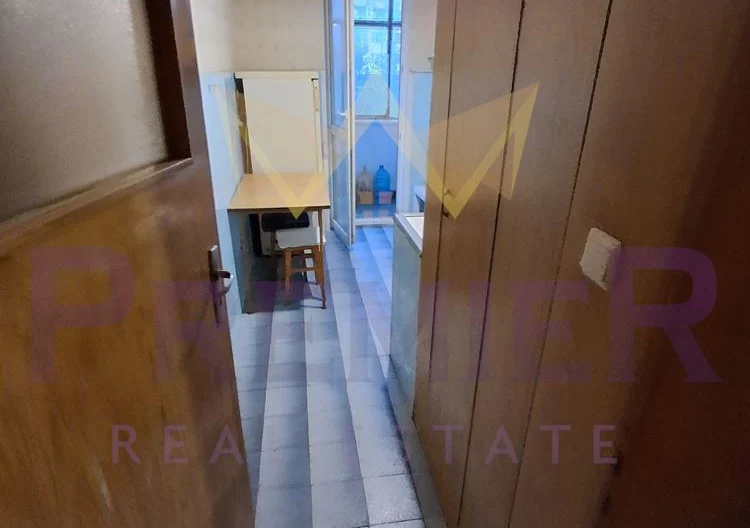 Апартамент с 3 спални и кухня в Цветен кватал - - снимка 11 - Имоти Премиер