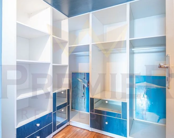 АПАРТАМЕНТ С ЧЕТИРИ СТАИ в района на кв. Левски, в близост до Технически университет – гр. Варна. -  - снимка 13 - Имоти Премиер