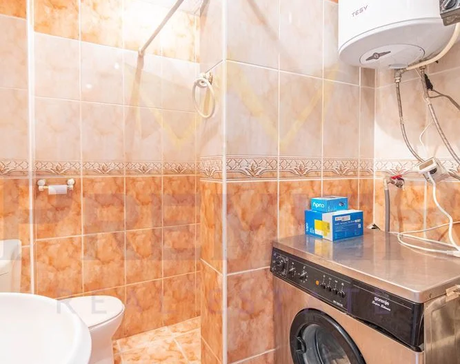 АПАРТАМЕНТ С ЧЕТИРИ СТАИ в района на кв. Левски, в близост до Технически университет – гр. Варна. -  - снимка 17 - Имоти Премиер